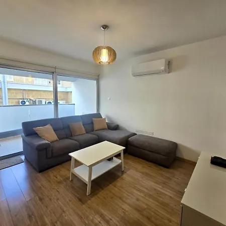 Lejlighed Modern 1br Flat In Centre